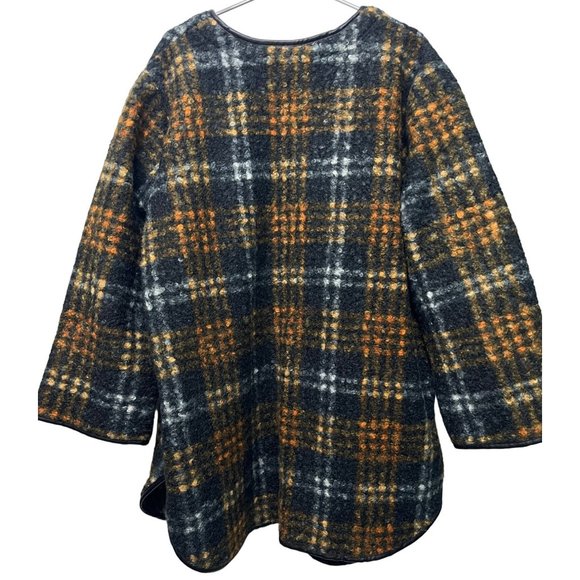 NWT Ava & Viv 2X Women’s Curly Fleece Plaid Jacket Black Gold Shirt Shacket - Picture 6 of 12